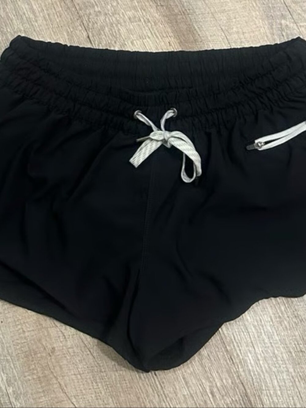 Vuori Women’s Shorts medium